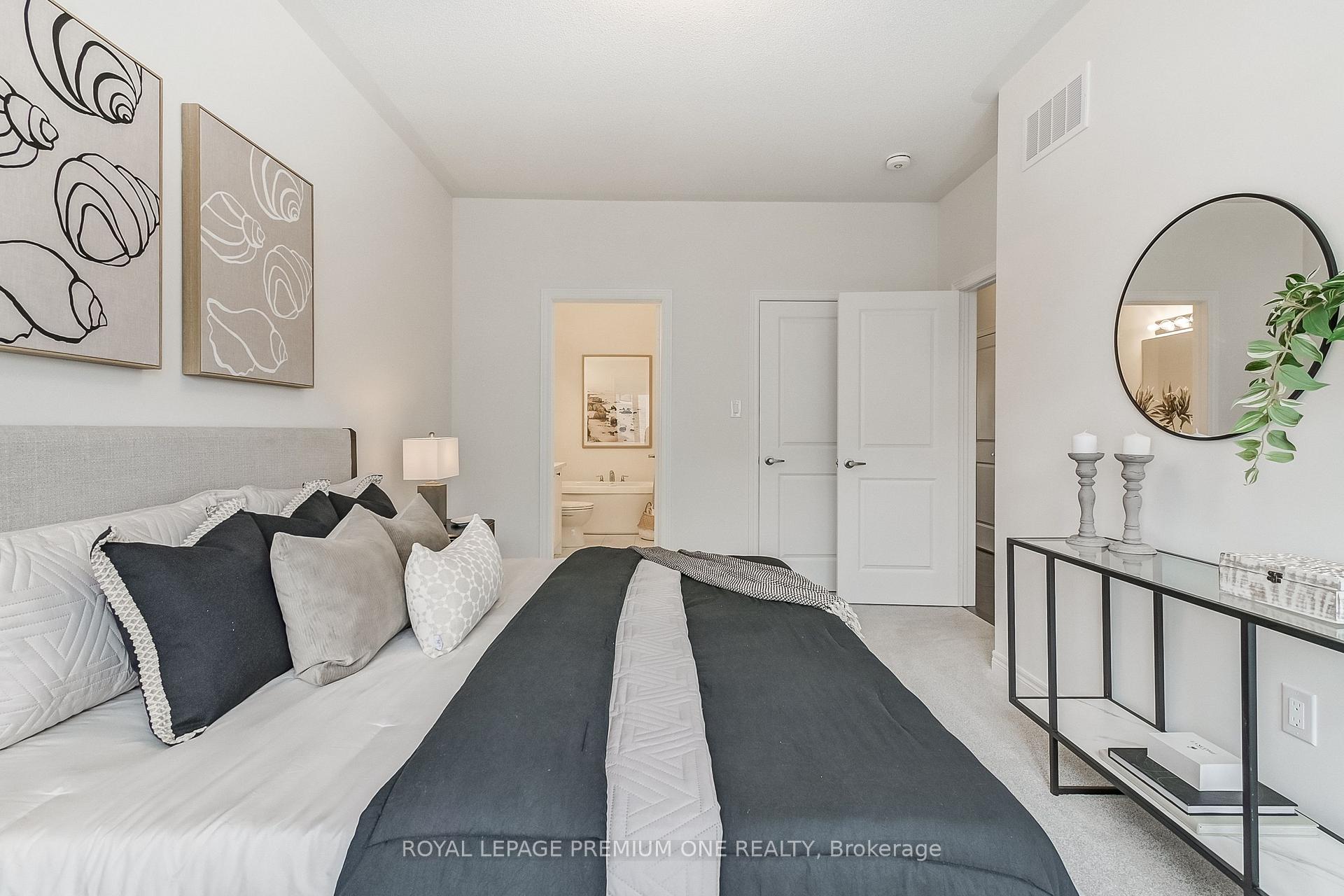 Photo 42 of 166 Hartington Street, Vaughan, Kleinburg — HOMEH