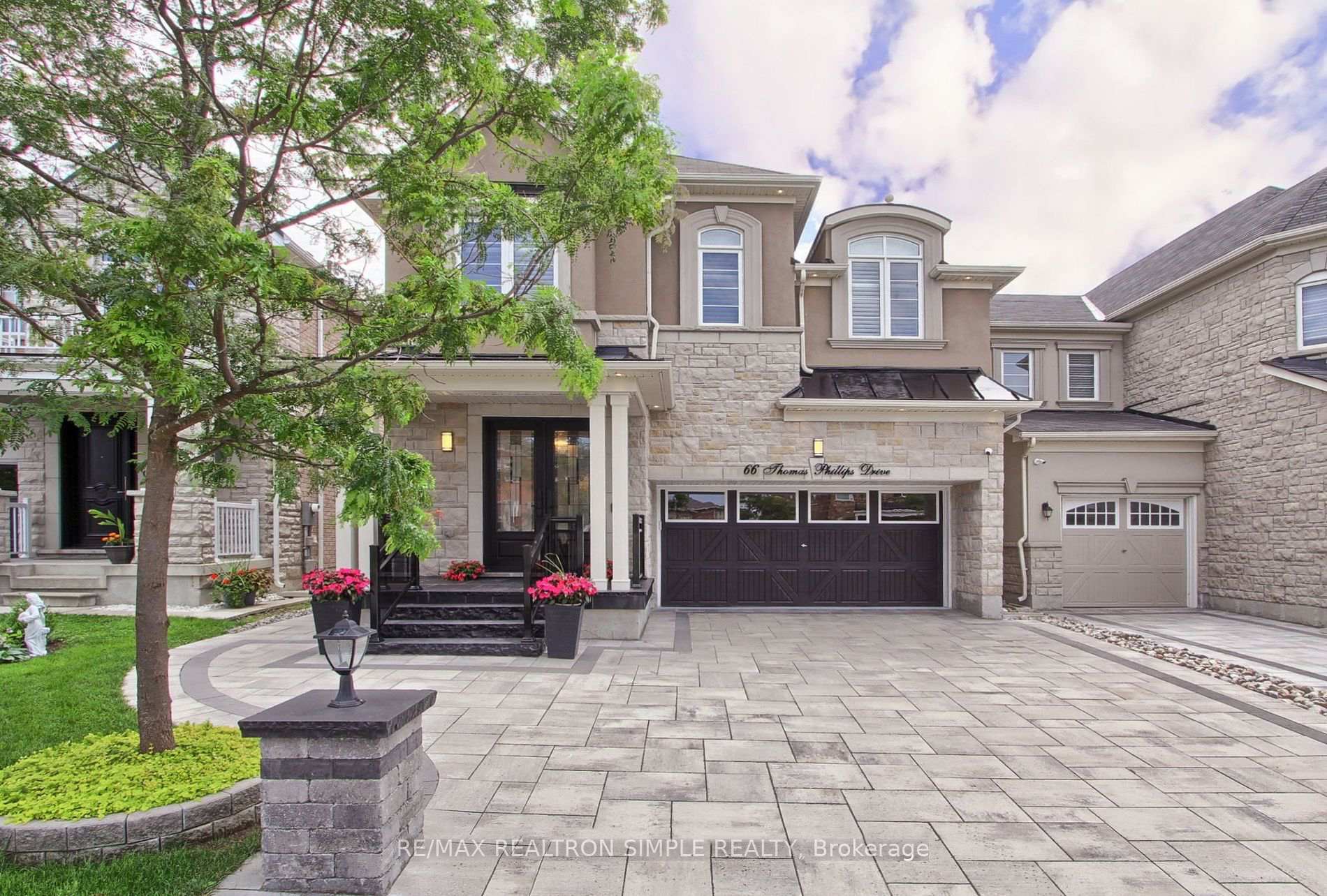 Photo 6 of Unit Bsmt, 66 Thomas Phillips Drive, Aurora, Rural Aurora — HOMEH