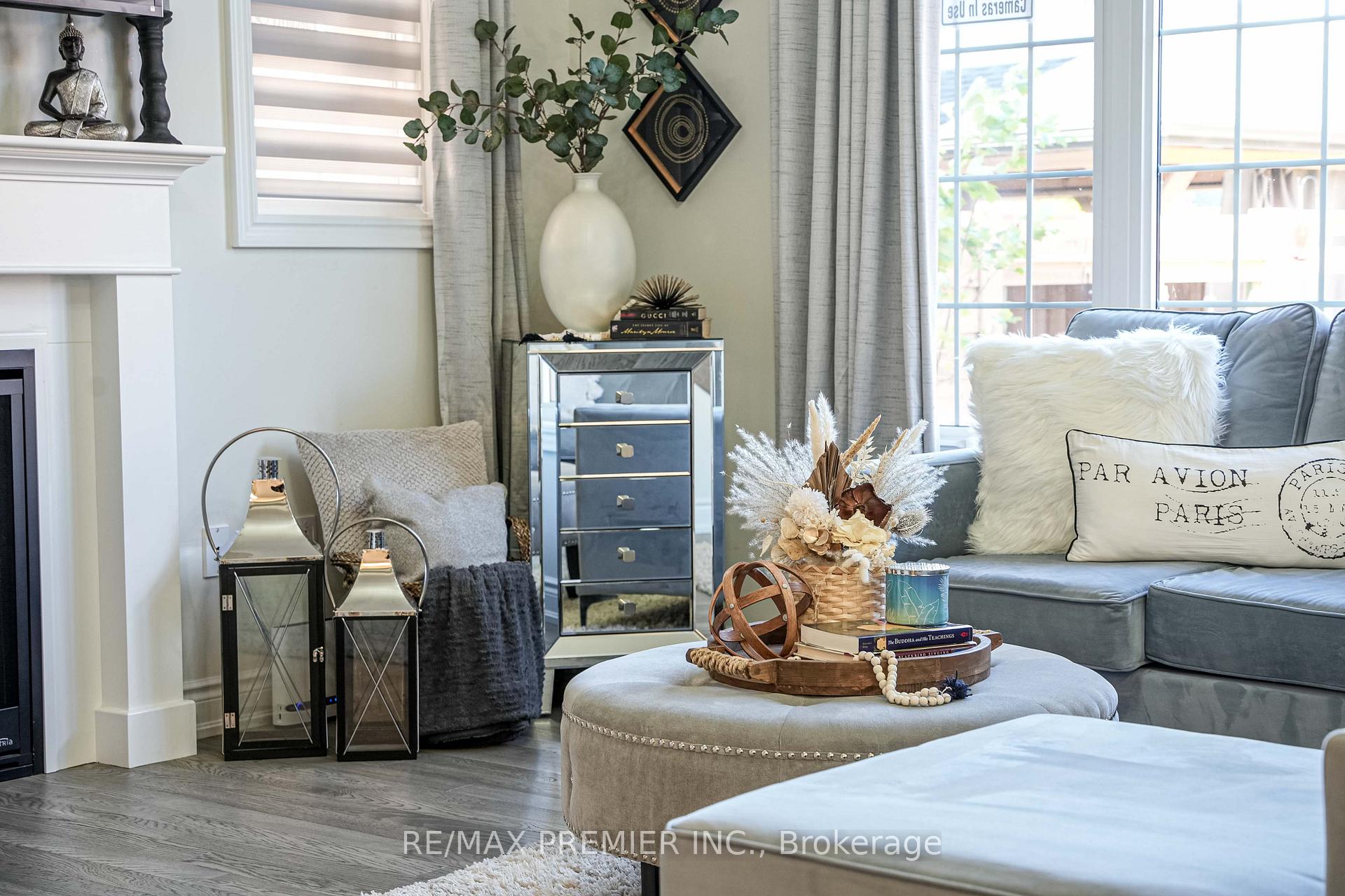 Photo 16 of 116 Klein Mills Road, Vaughan, Kleinburg — HOMEH