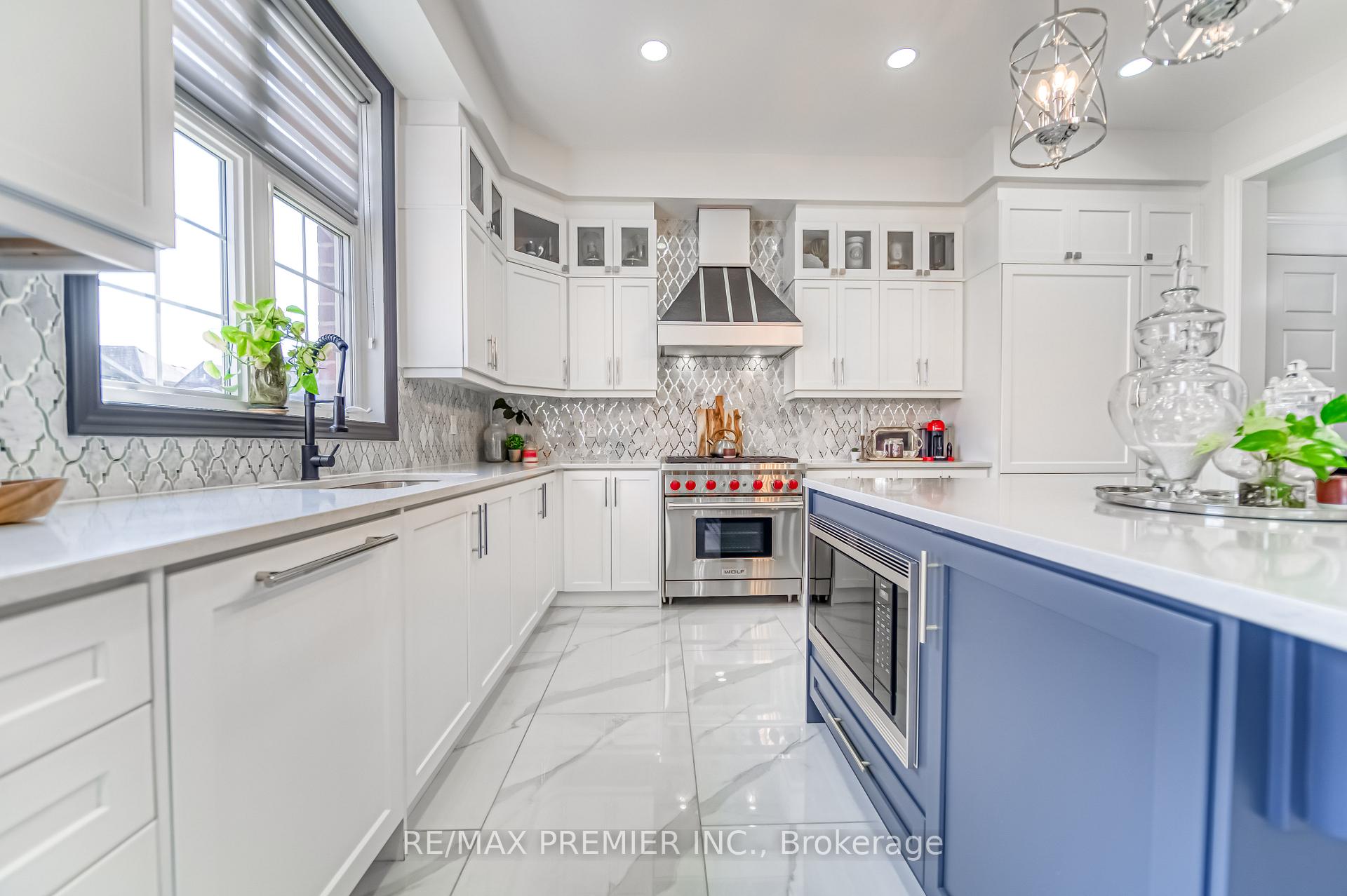 Photo 21 of 116 Klein Mills Road, Vaughan, Kleinburg — HOMEH