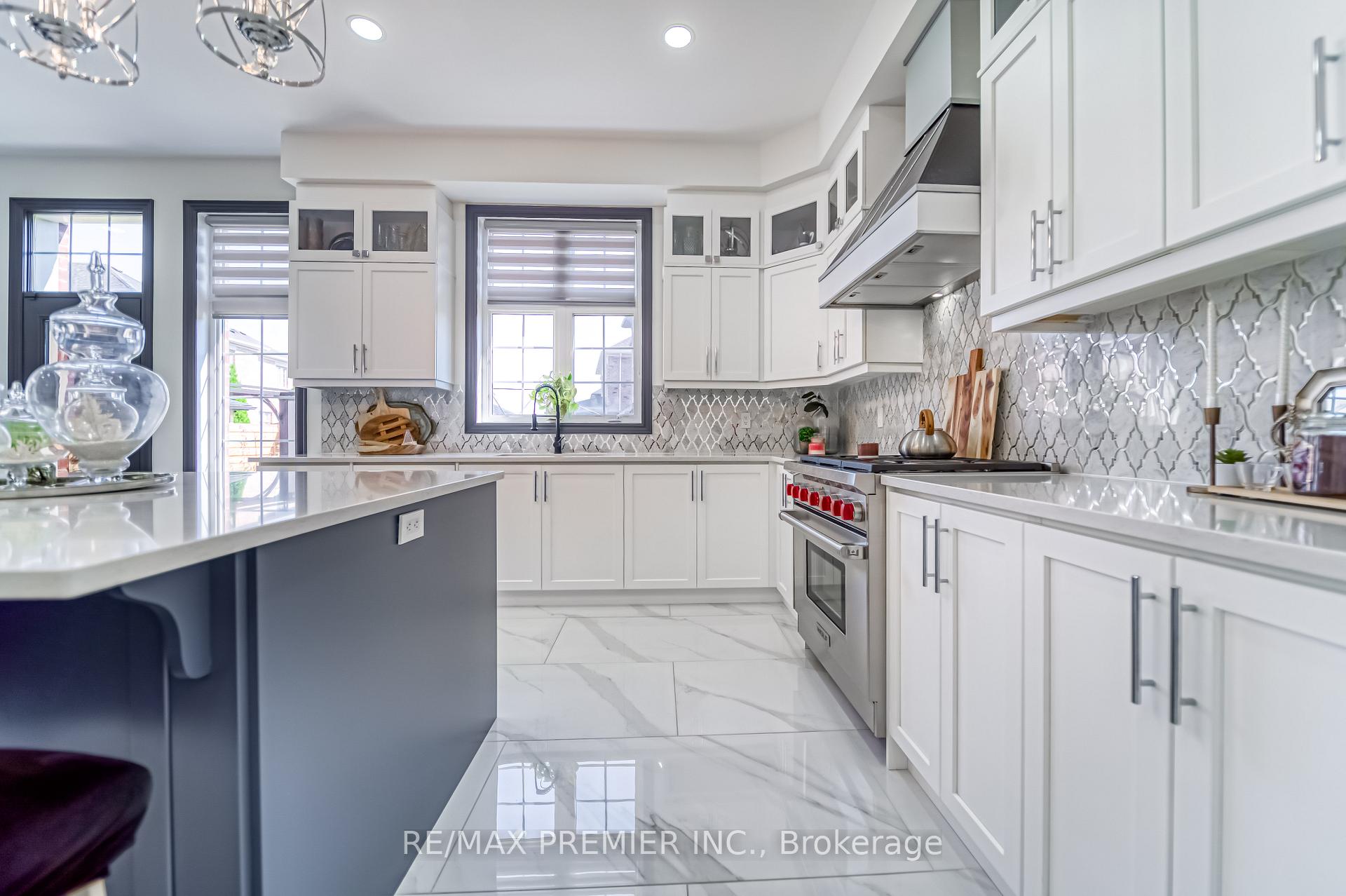 Photo 22 of 116 Klein Mills Road, Vaughan, Kleinburg — HOMEH