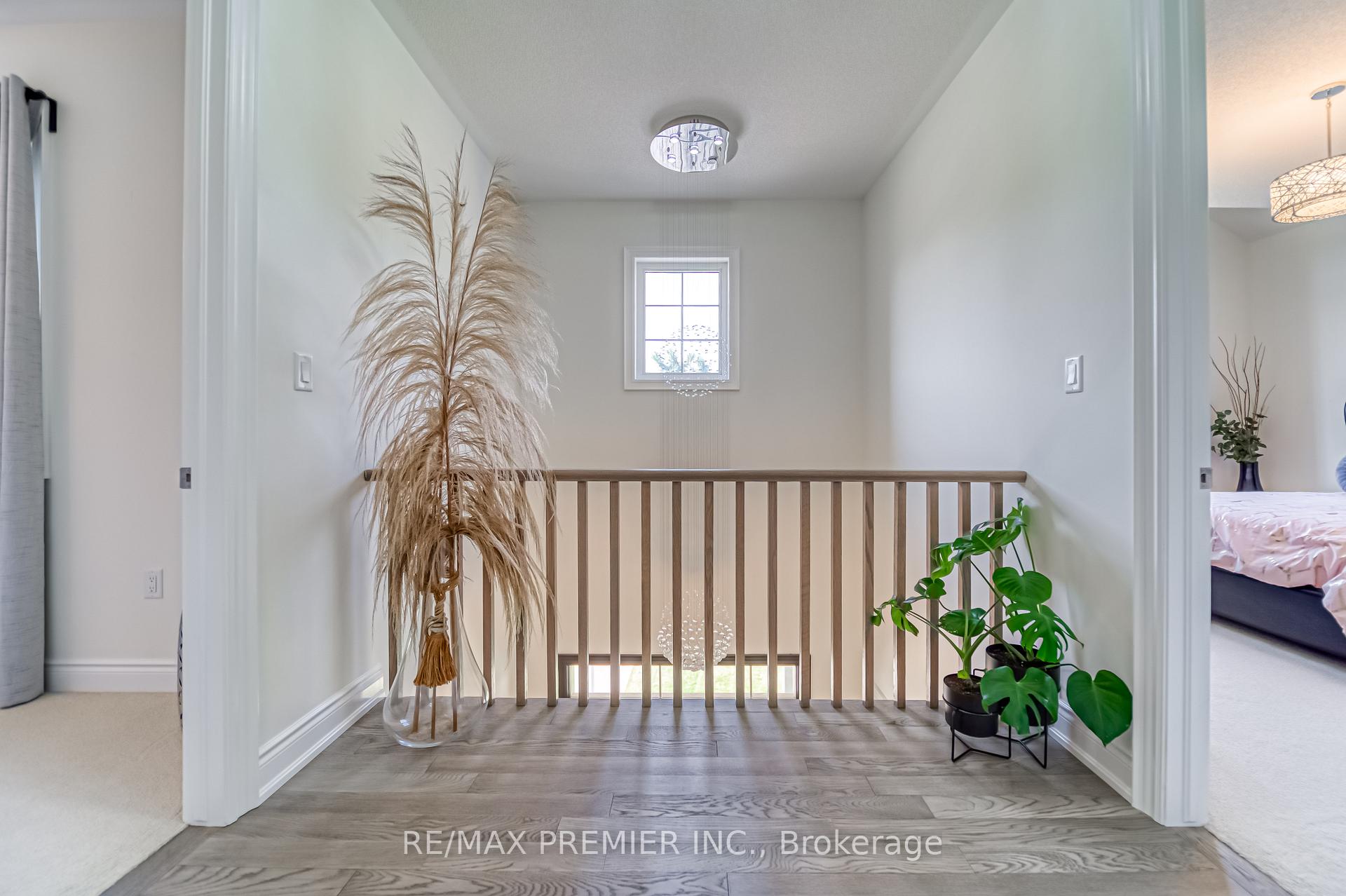 Photo 29 of 116 Klein Mills Road, Vaughan, Kleinburg — HOMEH