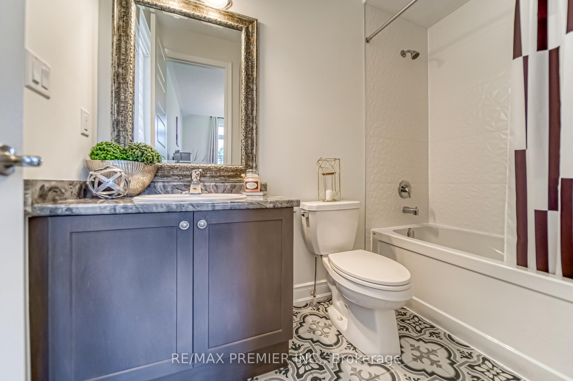 Photo 36 of 116 Klein Mills Road, Vaughan, Kleinburg — HOMEH
