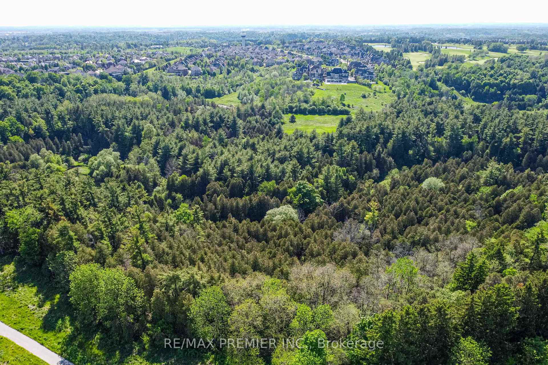 Photo 50 of 116 Klein Mills Road, Vaughan, Kleinburg — HOMEH