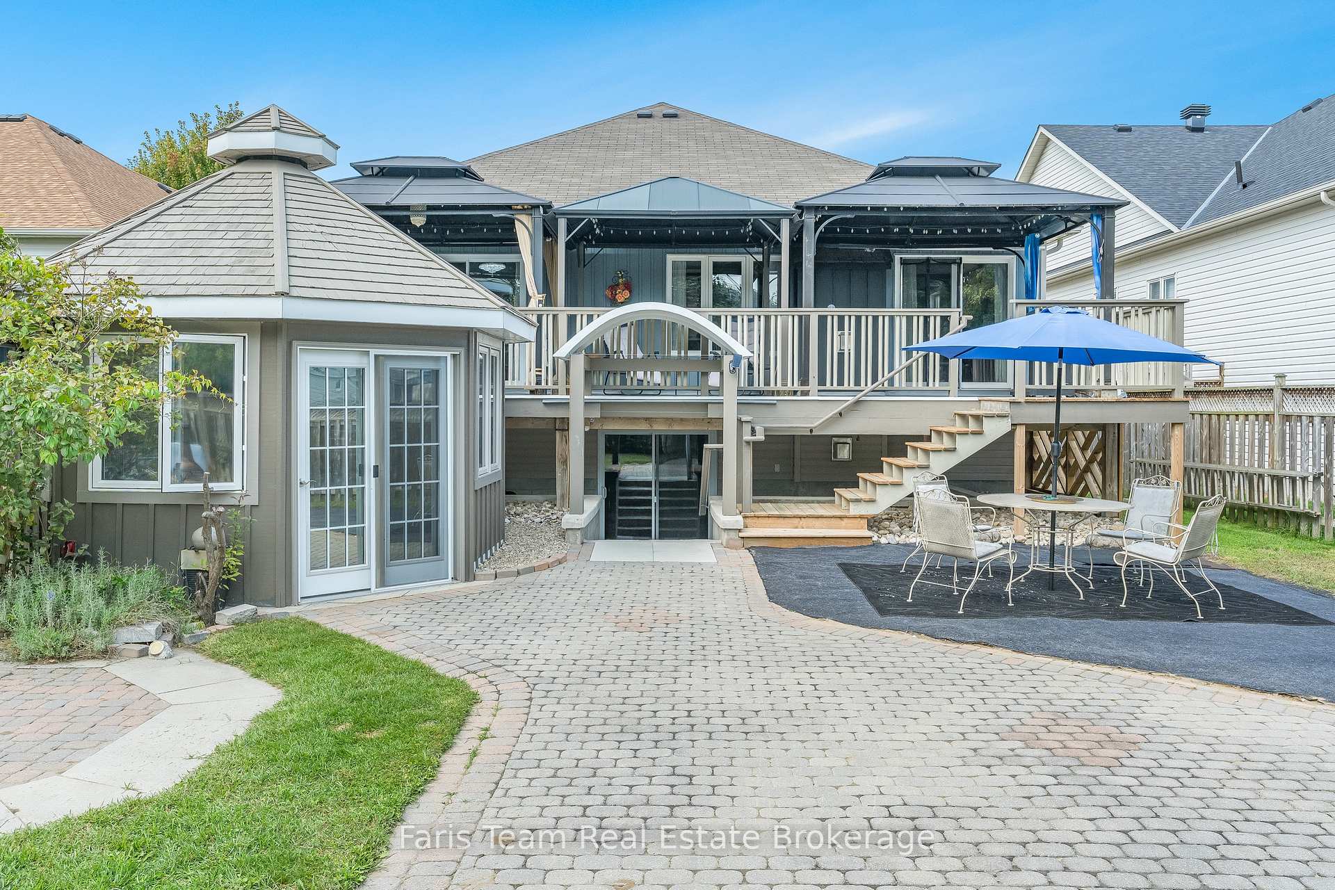 Photo 24 of 35 Princess Point Drive, Wasaga Beach — HOMEH