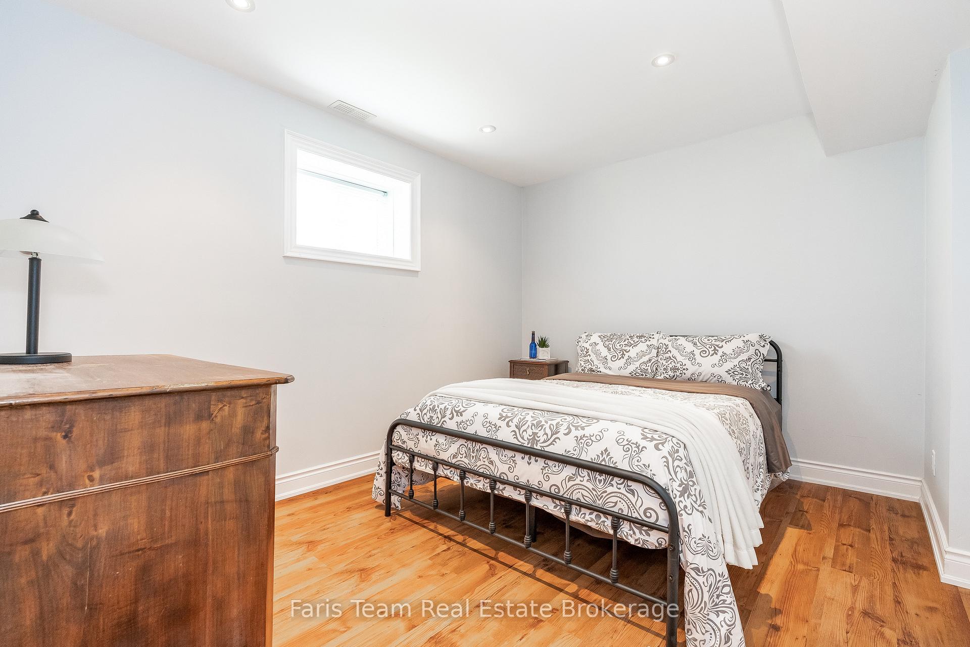 Photo 55 of 35 Princess Point Drive, Wasaga Beach — HOMEH