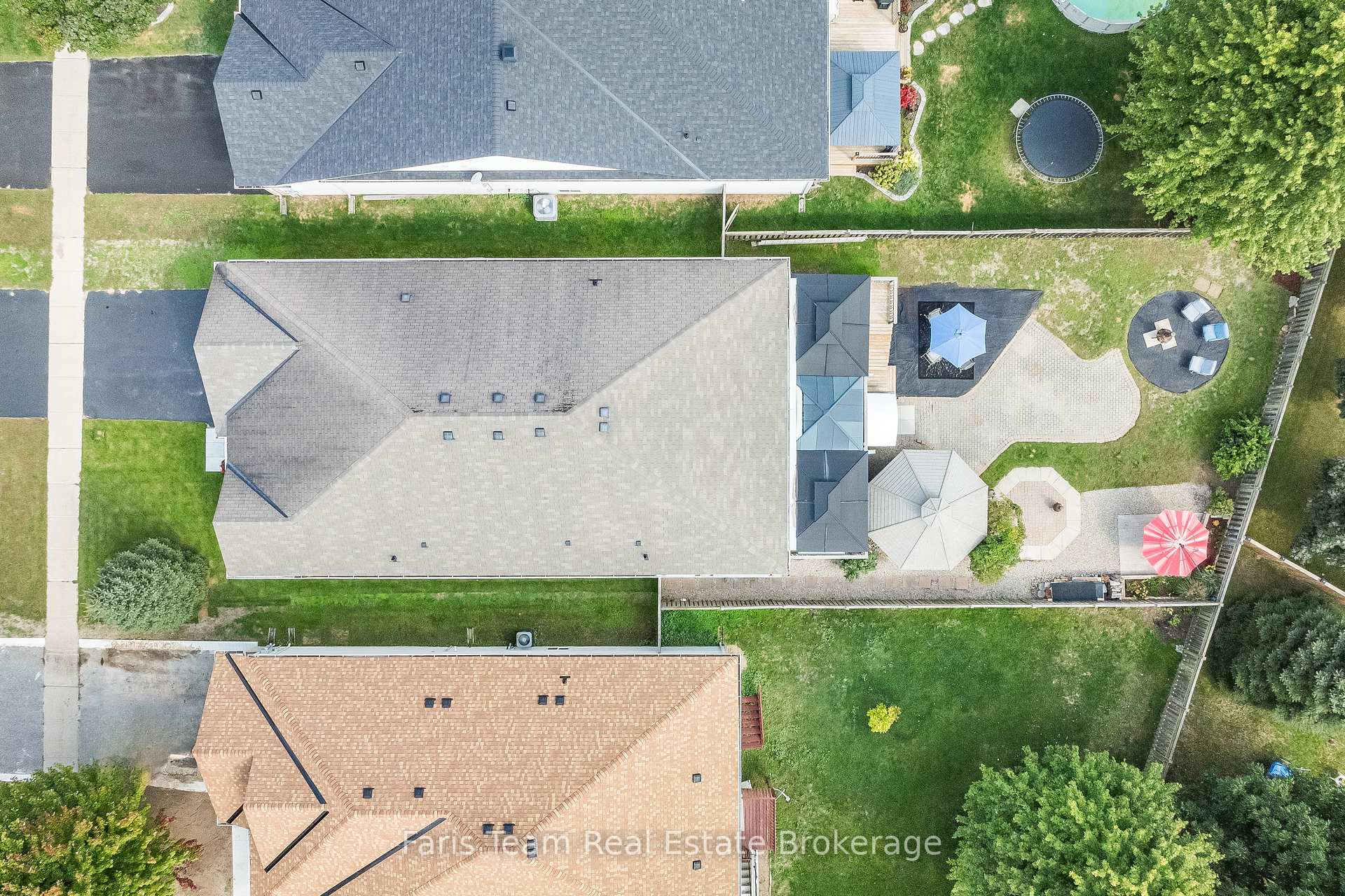 Photo 61 of 35 Princess Point Drive, Wasaga Beach — HOMEH