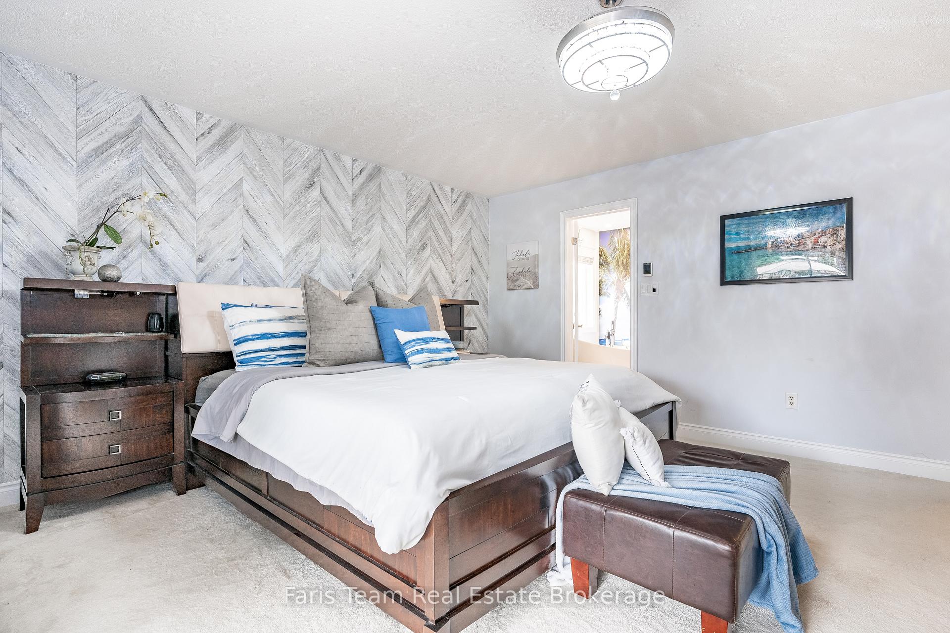Photo 13 of 35 Princess Point Drive, Wasaga Beach — HOMEH