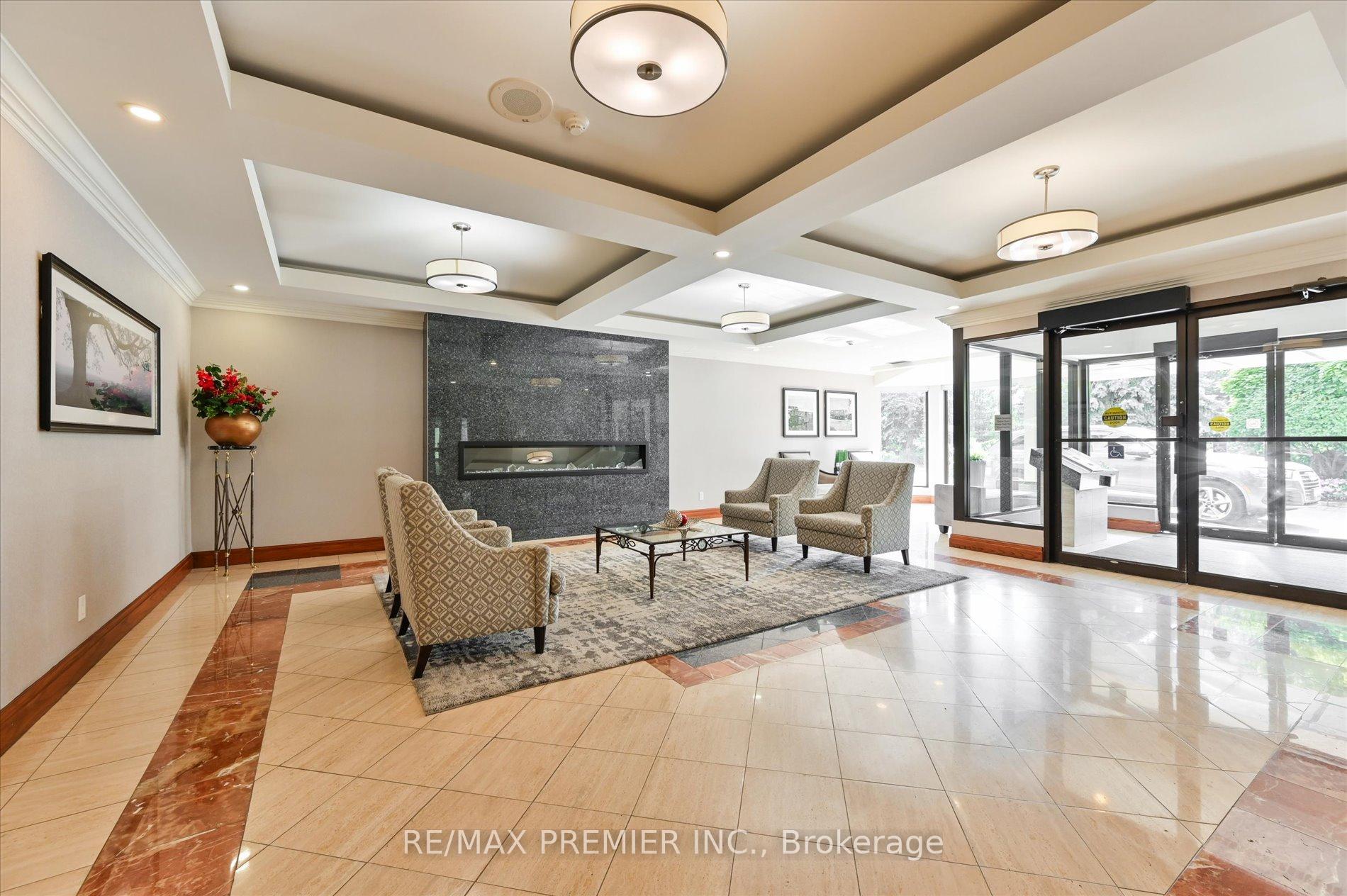 Photo 2 of Unit 1711, 268 Ridley Boulevard, Toronto, Bedford Park-Nortown — HOMEH