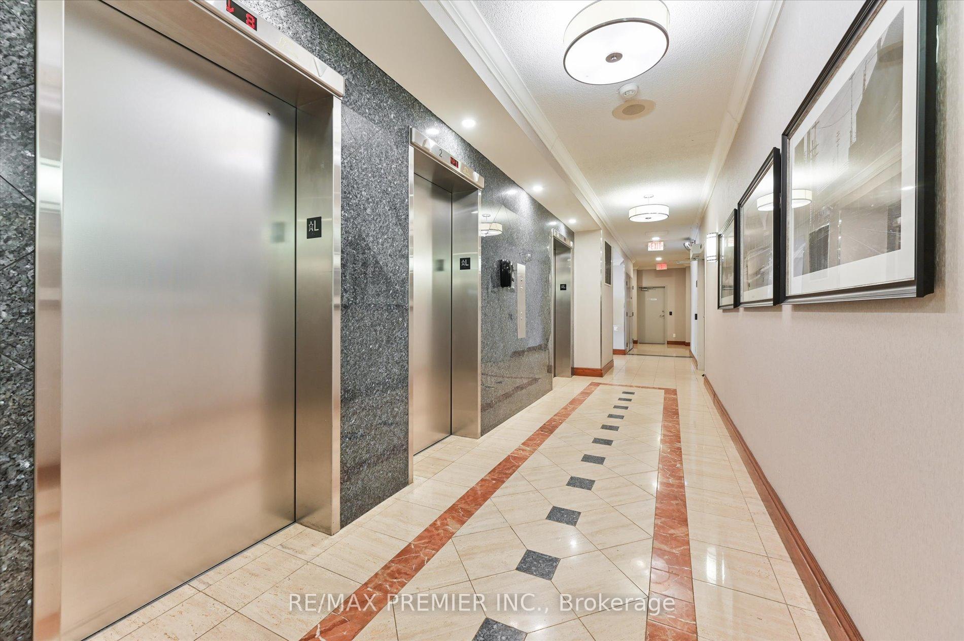 Photo 5 of Unit 1711, 268 Ridley Boulevard, Toronto, Bedford Park-Nortown — HOMEH