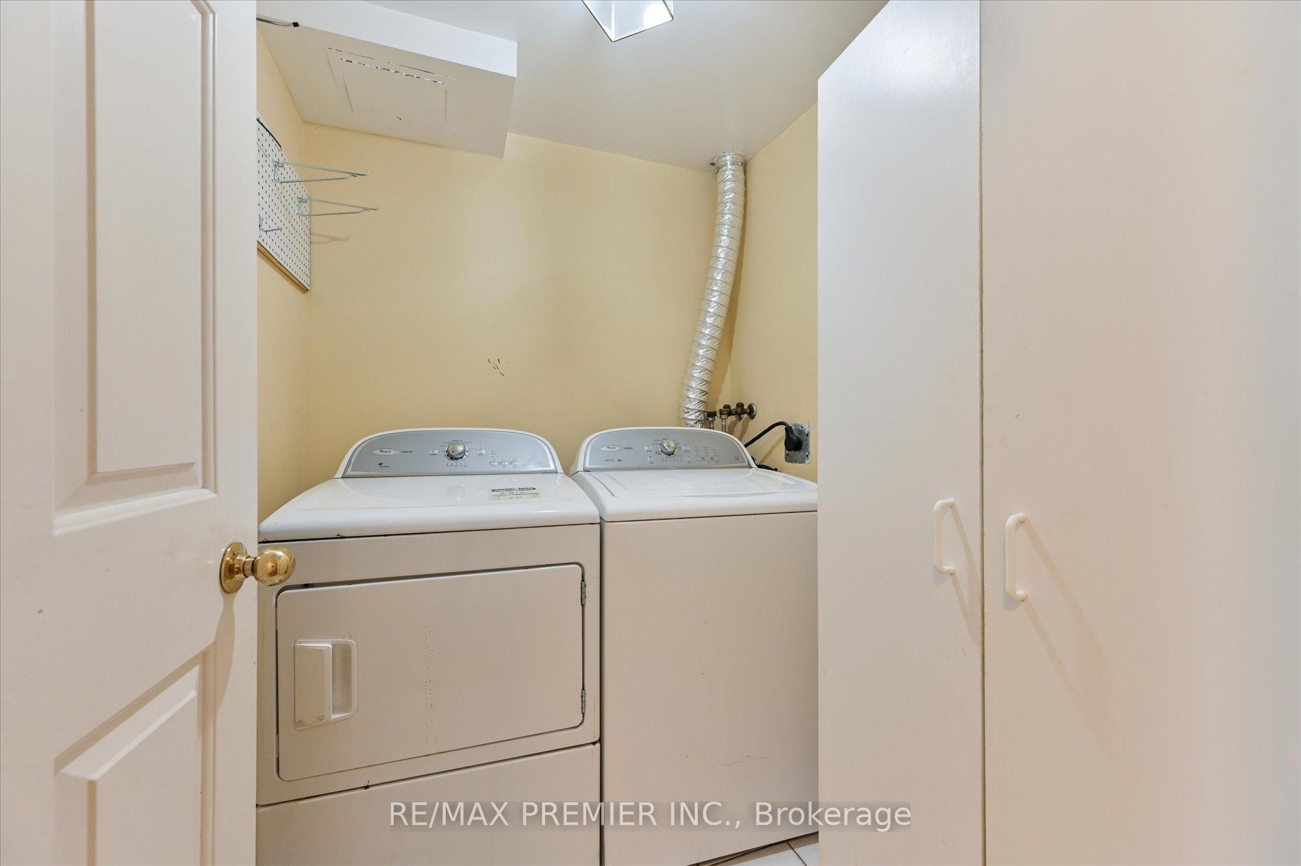 Photo 26 of Unit 1711, 268 Ridley Boulevard, Toronto, Bedford Park-Nortown — HOMEH