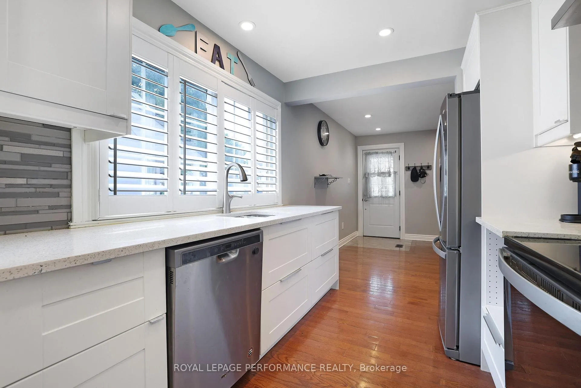 Photo 13 of 63 Wilson Street E, Perth — HOMEH