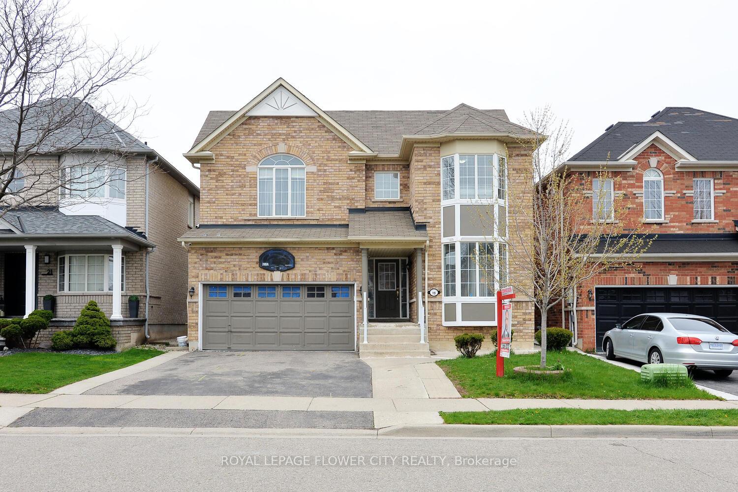 Photo 1 of 19 Flatbush Lane, Brampton, Fletcher's Meadow — HOMEH