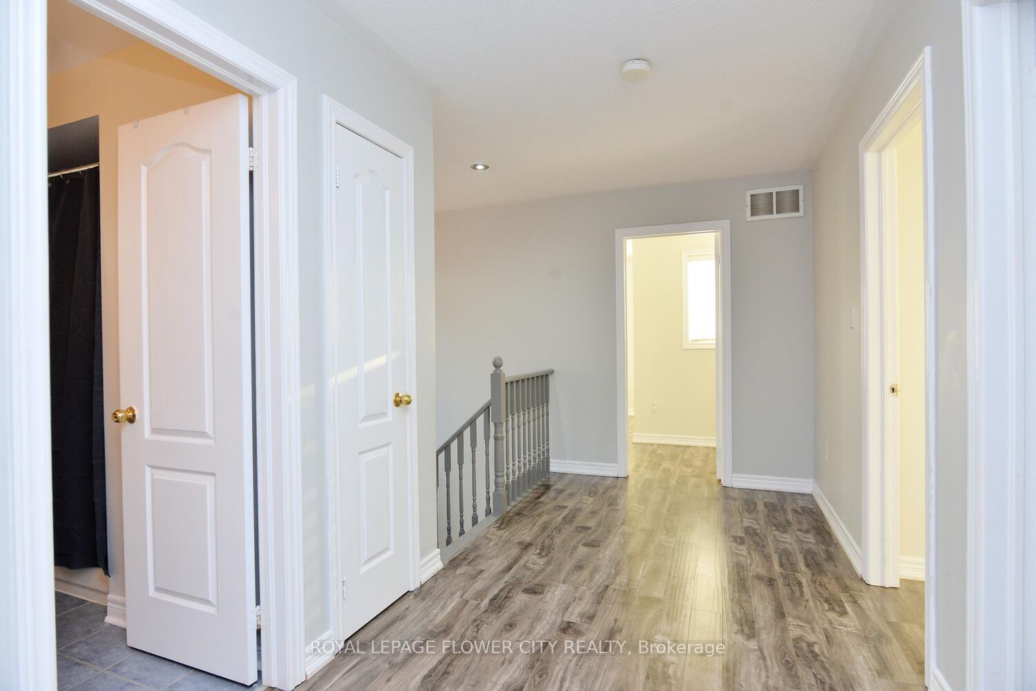 Photo 17 of 19 Flatbush Lane, Brampton, Fletcher's Meadow — HOMEH