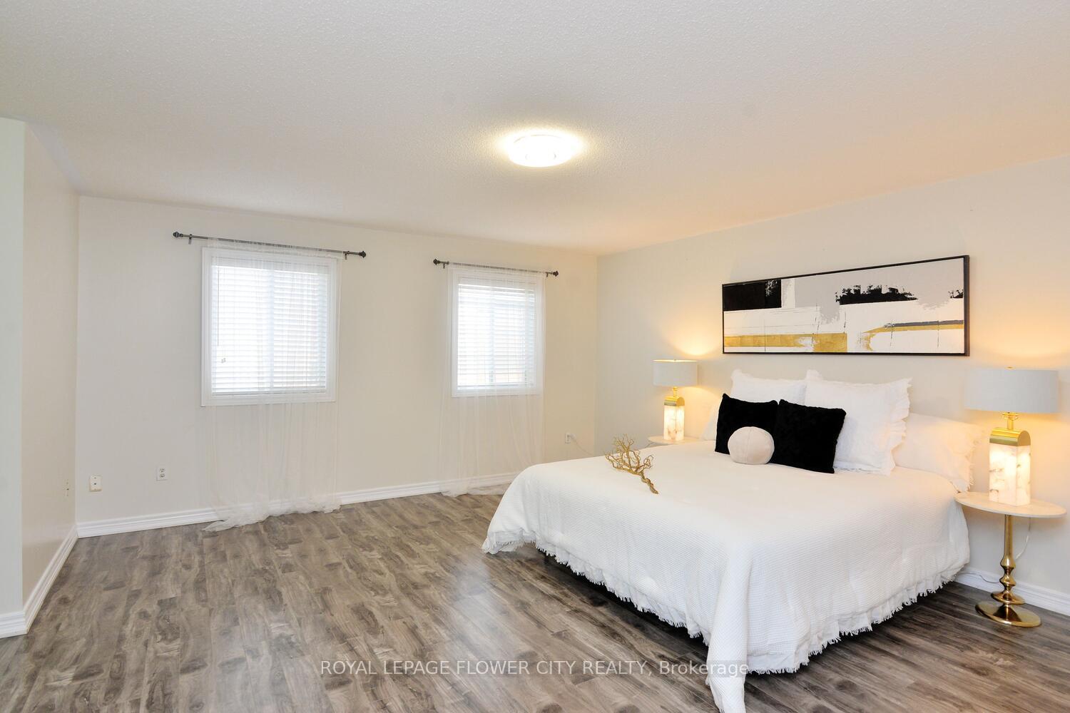 Photo 18 of 19 Flatbush Lane, Brampton, Fletcher's Meadow — HOMEH