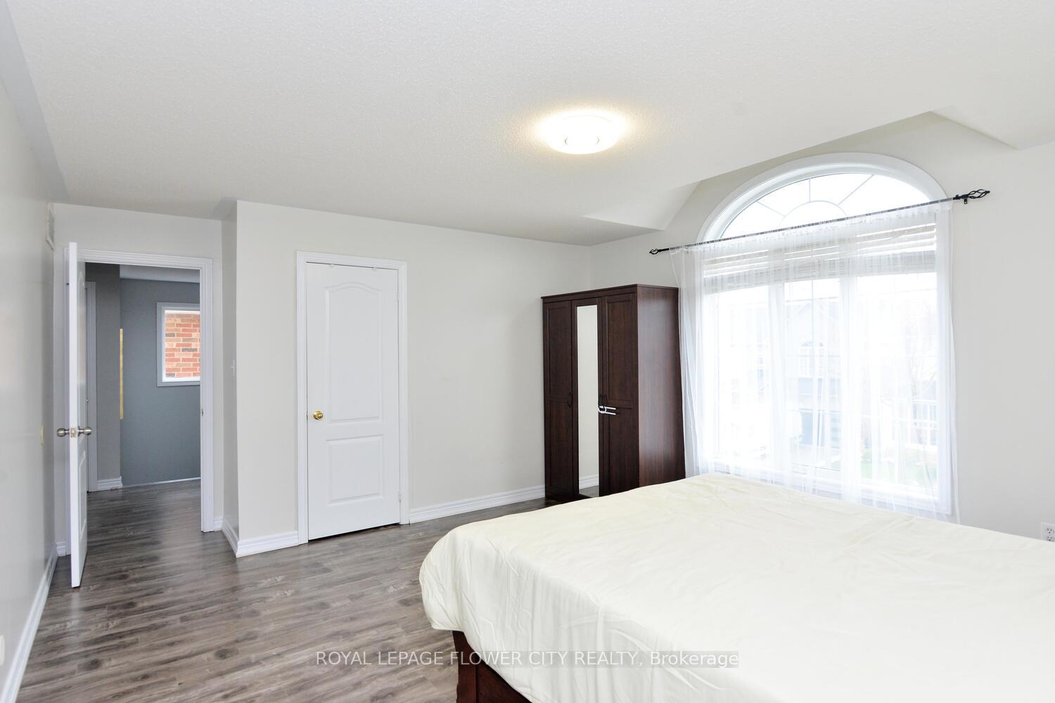 Photo 27 of 19 Flatbush Lane, Brampton, Fletcher's Meadow — HOMEH