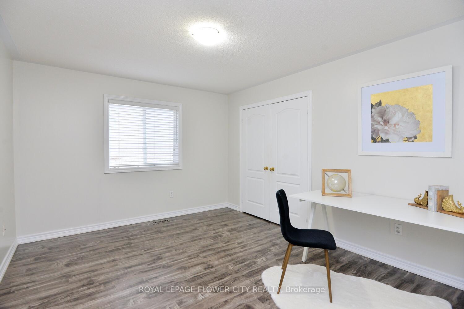 Photo 30 of 19 Flatbush Lane, Brampton, Fletcher's Meadow — HOMEH