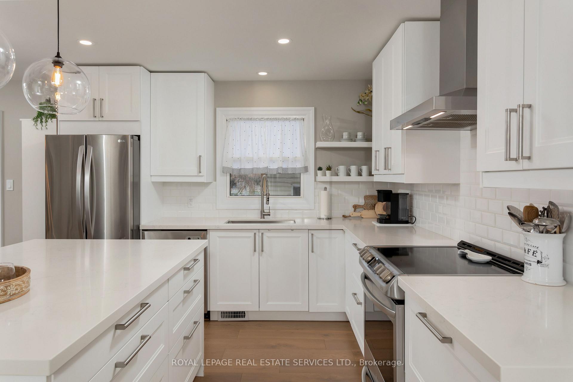 Photo 31 of 18 Alderson Drive, Hamilton, Kennedy — HOMEH