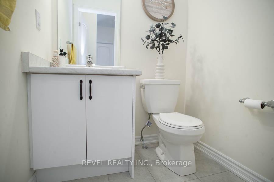 Photo 4 of 176 Flagg Avenue, Brant, Paris — HOMEH
