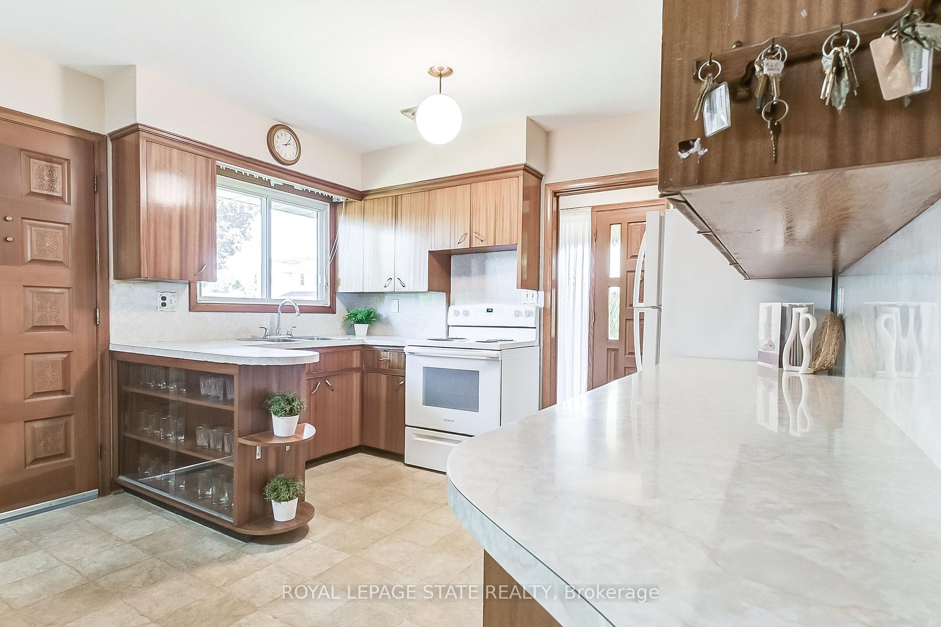 Photo 14 of 69 Orphir Road, Hamilton, Greenford — HOMEH
