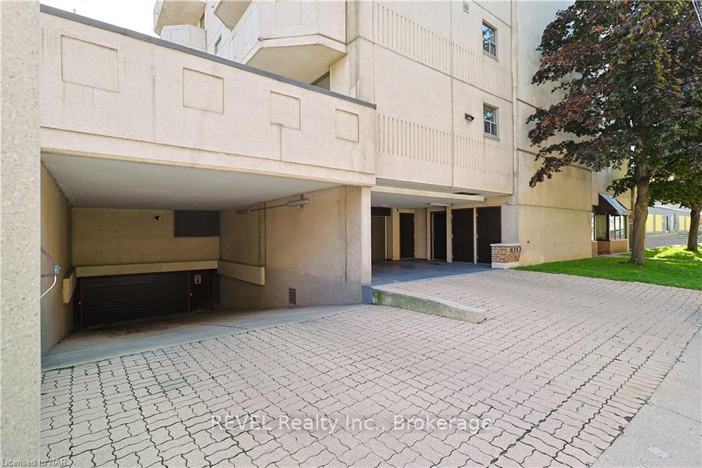 Photo 47 of Unit 302, 21 East Avenue S, Hamilton, Landsdale — HOMEH