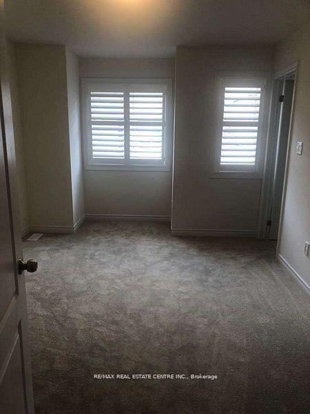 Photo 12 of 3959 Thomas Alton Boulevard, Burlington, Alton — HOMEH