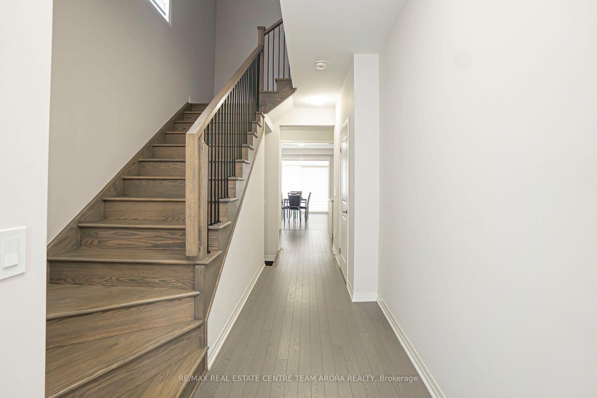Photo 4 of 2 Thomas Gemmell Road, North Dumfries — HOMEH