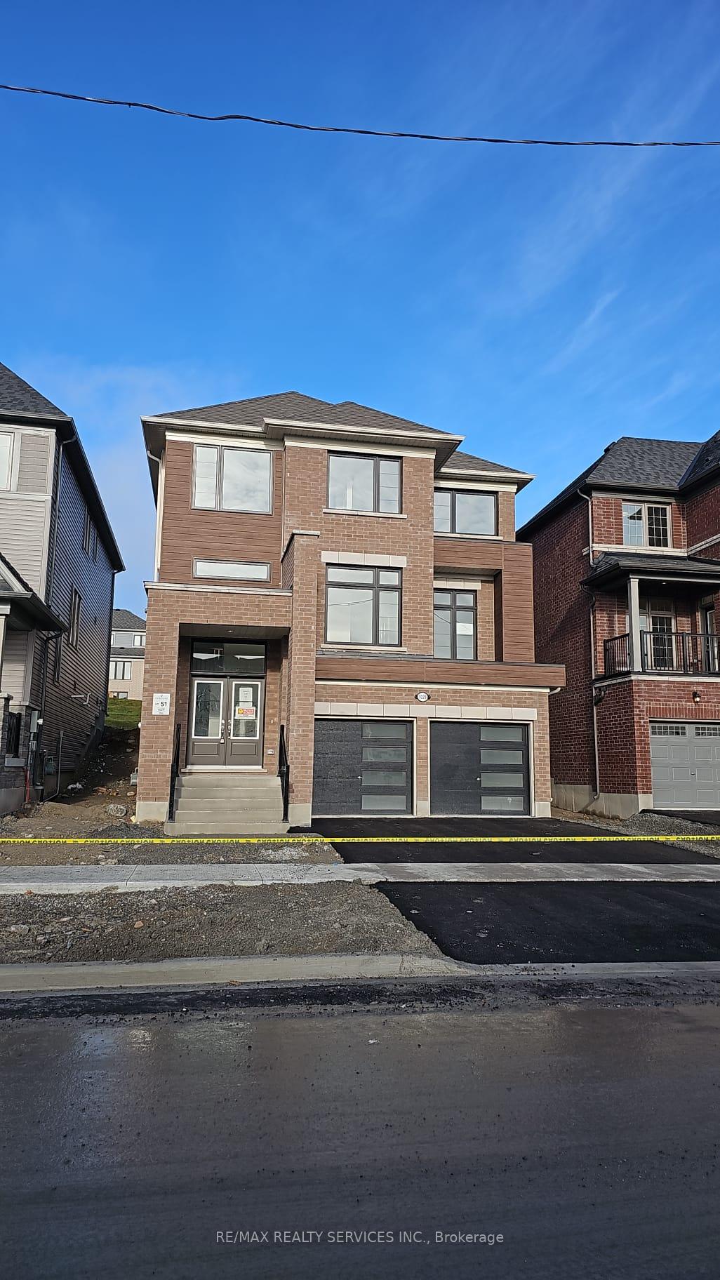 Front of 1029 Trailsview Avenue