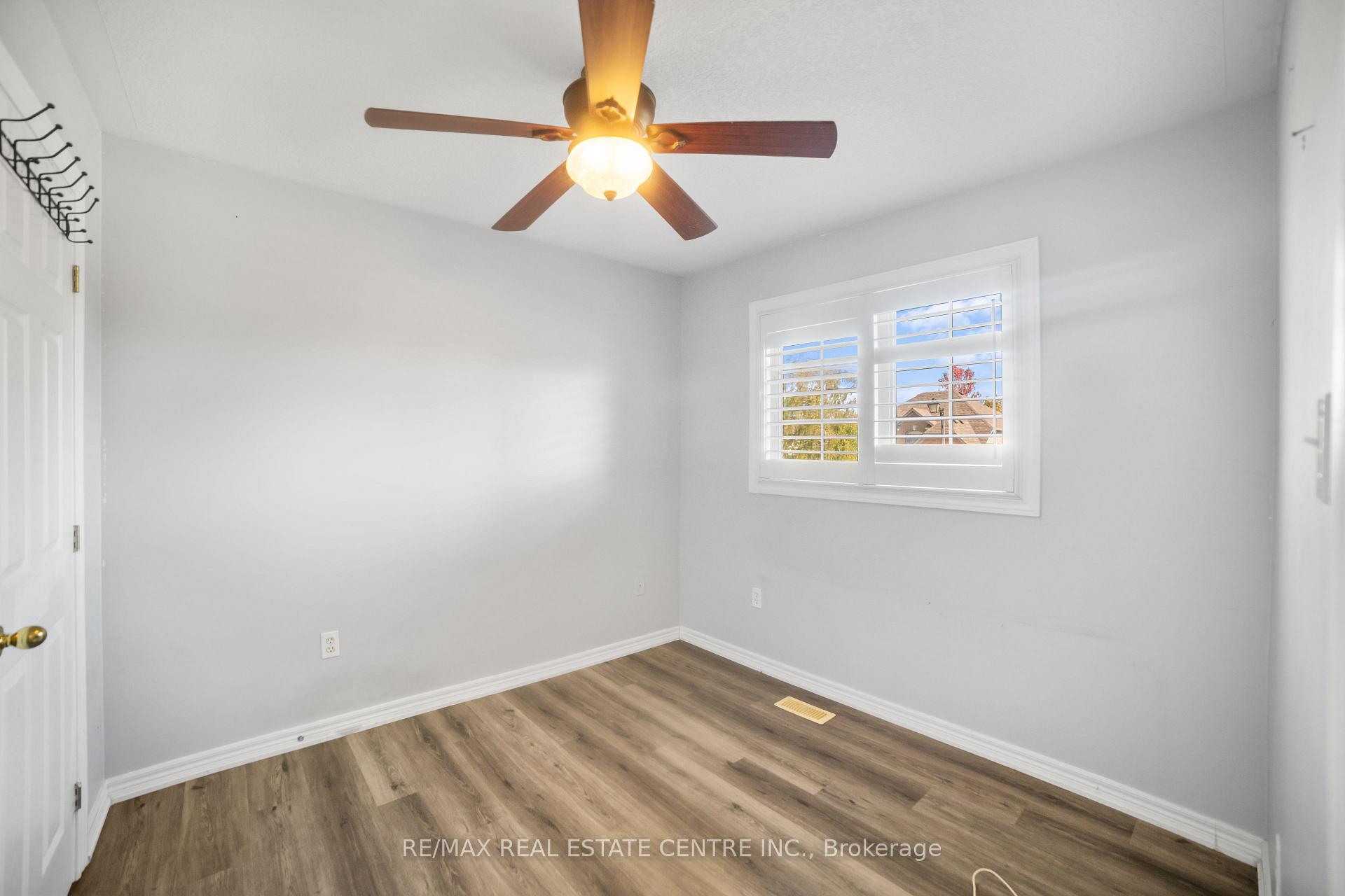 Photo 25 of 170 Southbrook Drive, Hamilton, Binbrook — HOMEH