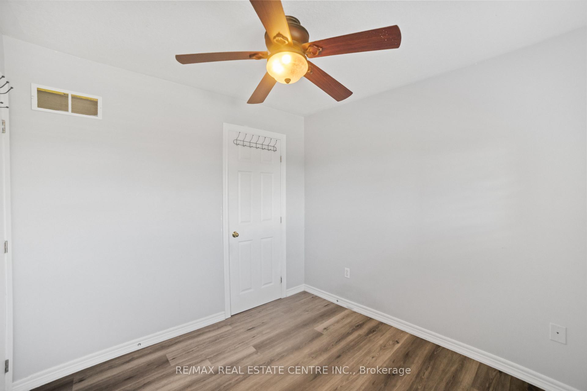 Photo 26 of 170 Southbrook Drive, Hamilton, Binbrook — HOMEH