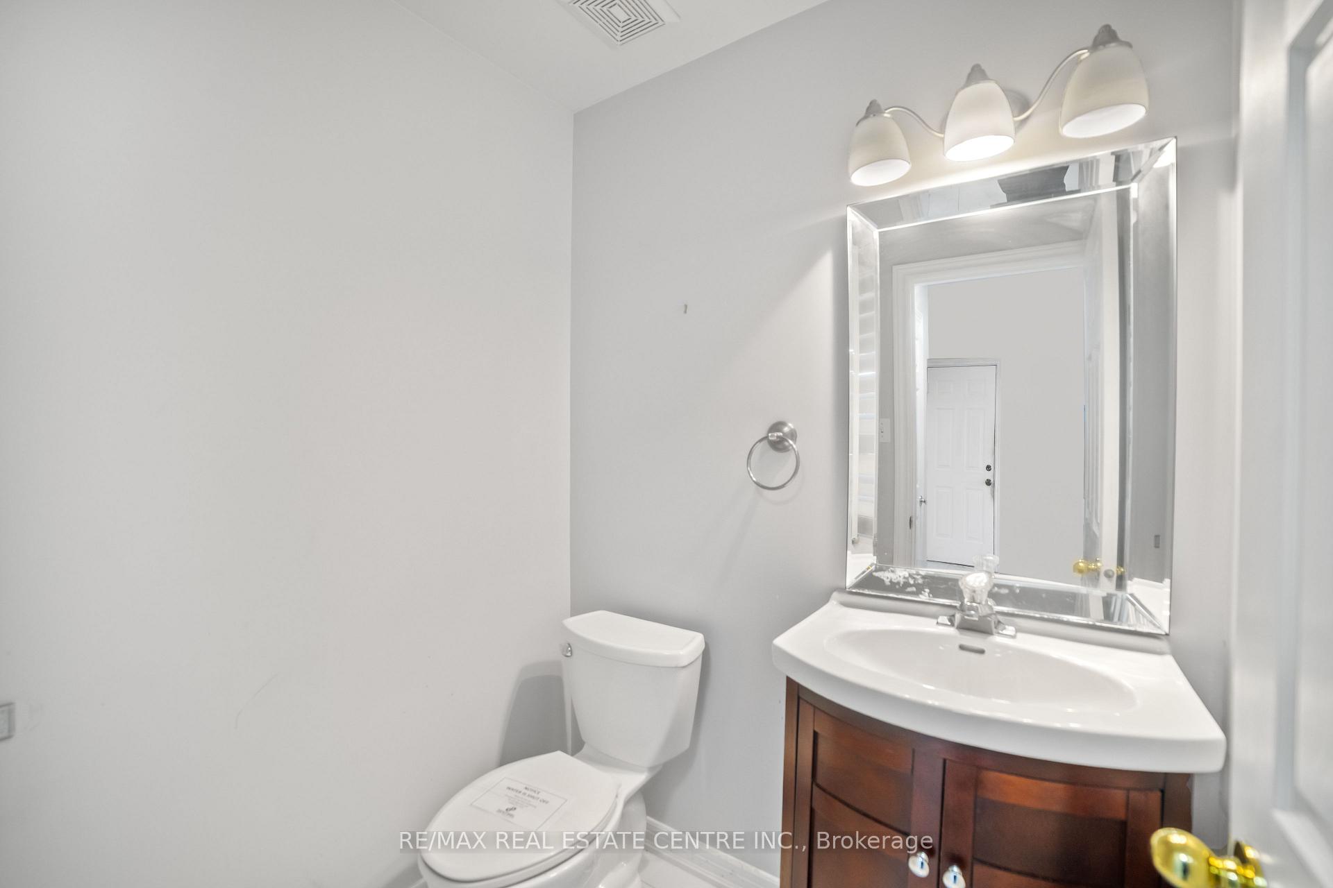 Photo 30 of 170 Southbrook Drive, Hamilton, Binbrook — HOMEH