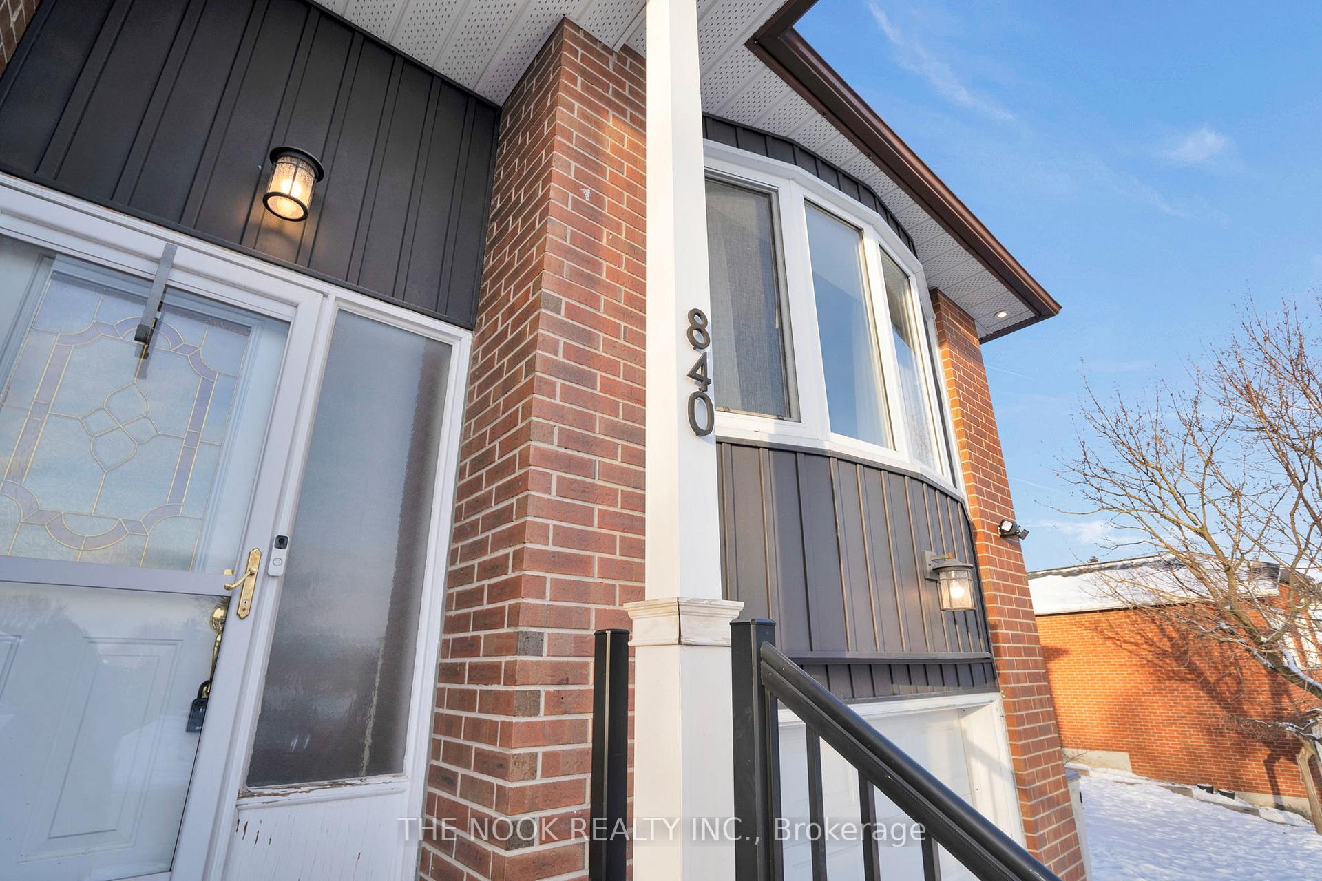 Photo 3 of 840 Roundelay Drive N, Oshawa, McLaughlin — HOMEH
