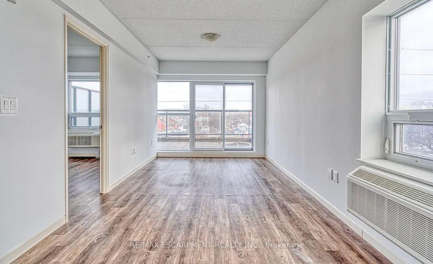 Photo 6 of Unit 501, 220 Cannon Street E, Hamilton, Beasley — HOMEH