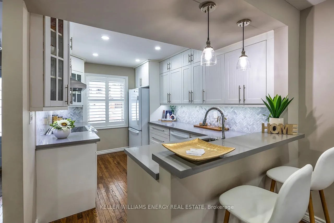 Photo 9 of 320 Homestead Drive, Oshawa, McLaughlin — HOMEH