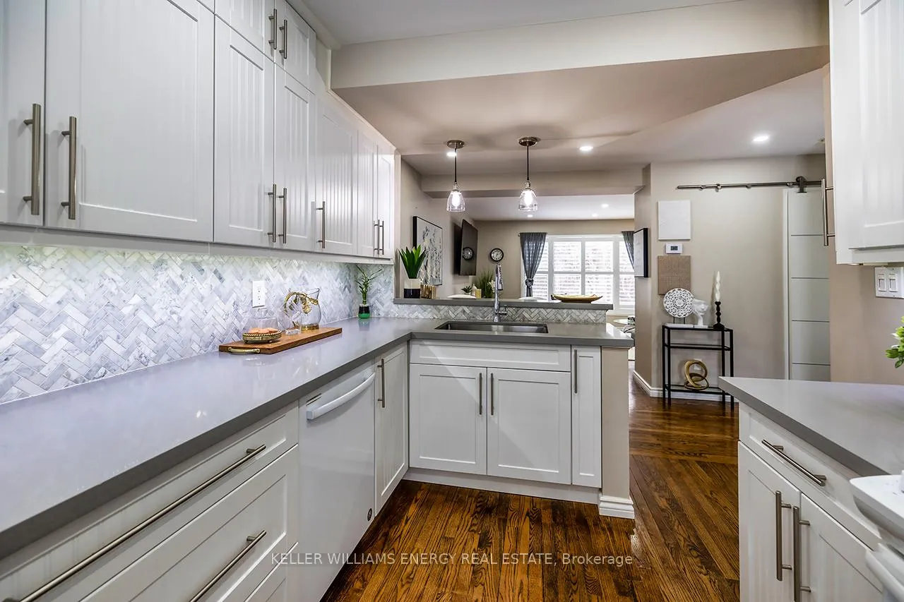 Photo 12 of 320 Homestead Drive, Oshawa, McLaughlin — HOMEH