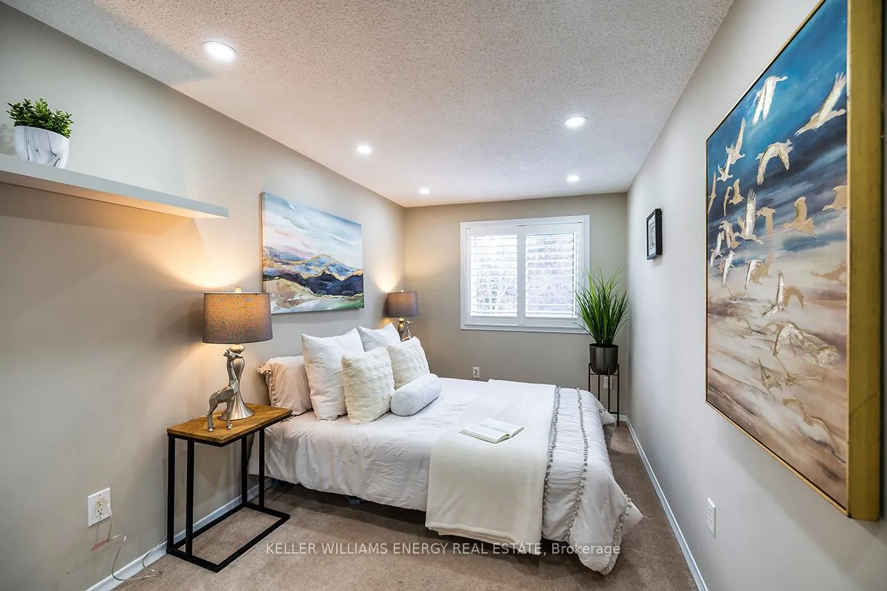 Photo 25 of 320 Homestead Drive, Oshawa, McLaughlin — HOMEH