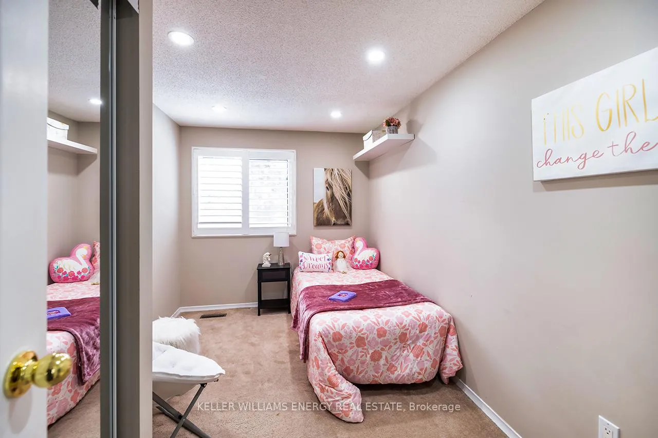 Photo 28 of 320 Homestead Drive, Oshawa, McLaughlin — HOMEH