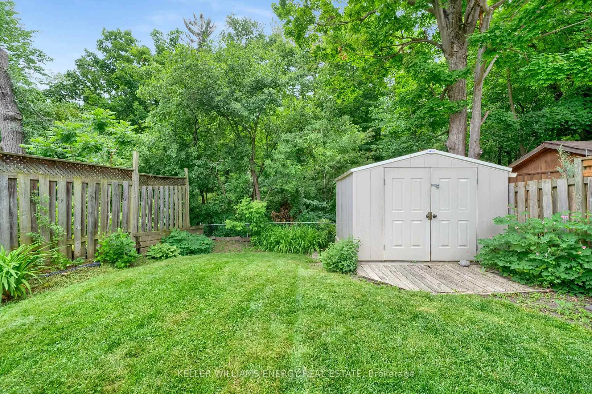 Photo 37 of 320 Homestead Drive, Oshawa, McLaughlin — HOMEH