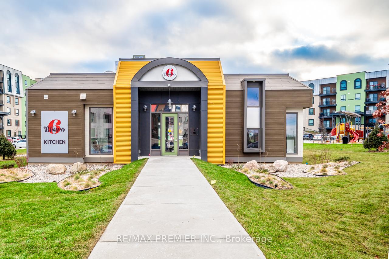 Photo 5 of Unit 317, 4 Spice Way, Barrie, Innis-Shore — HOMEH