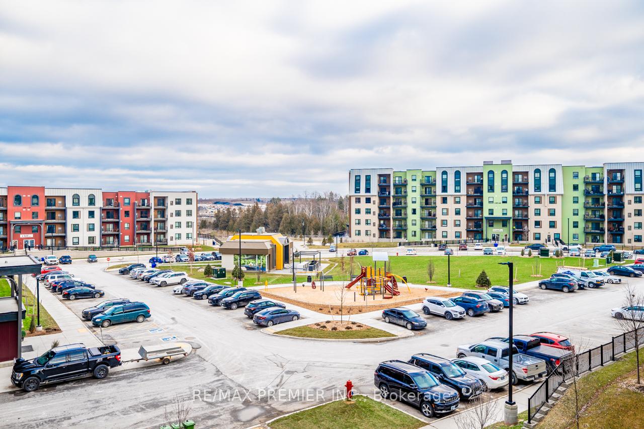 Photo 16 of Unit 317, 4 Spice Way, Barrie, Innis-Shore — HOMEH