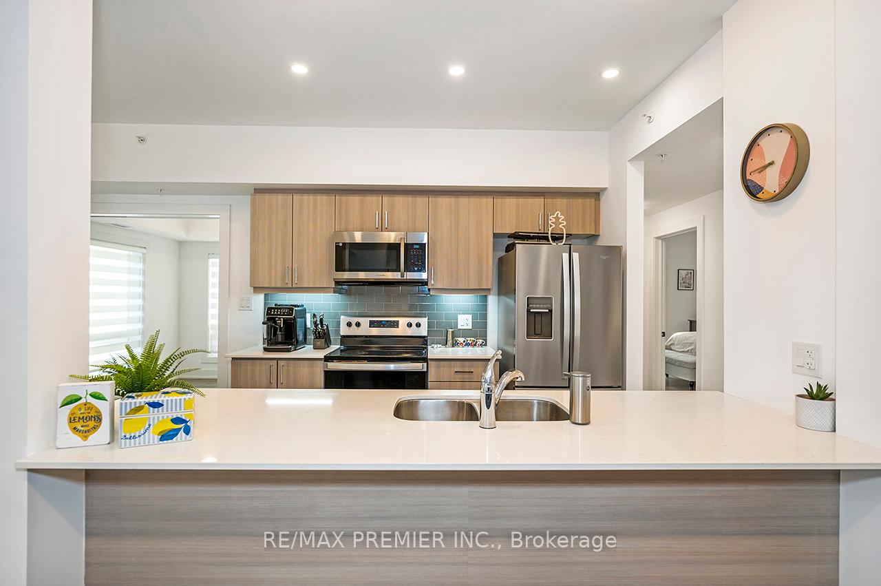 Photo 37 of Unit 317, 4 Spice Way, Barrie, Innis-Shore — HOMEH