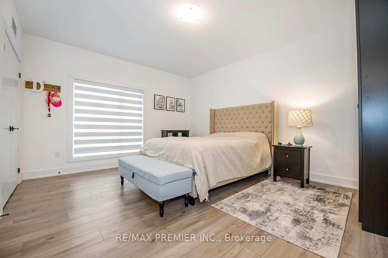 Photo 72 of Unit 317, 4 Spice Way, Barrie, Innis-Shore — HOMEH
