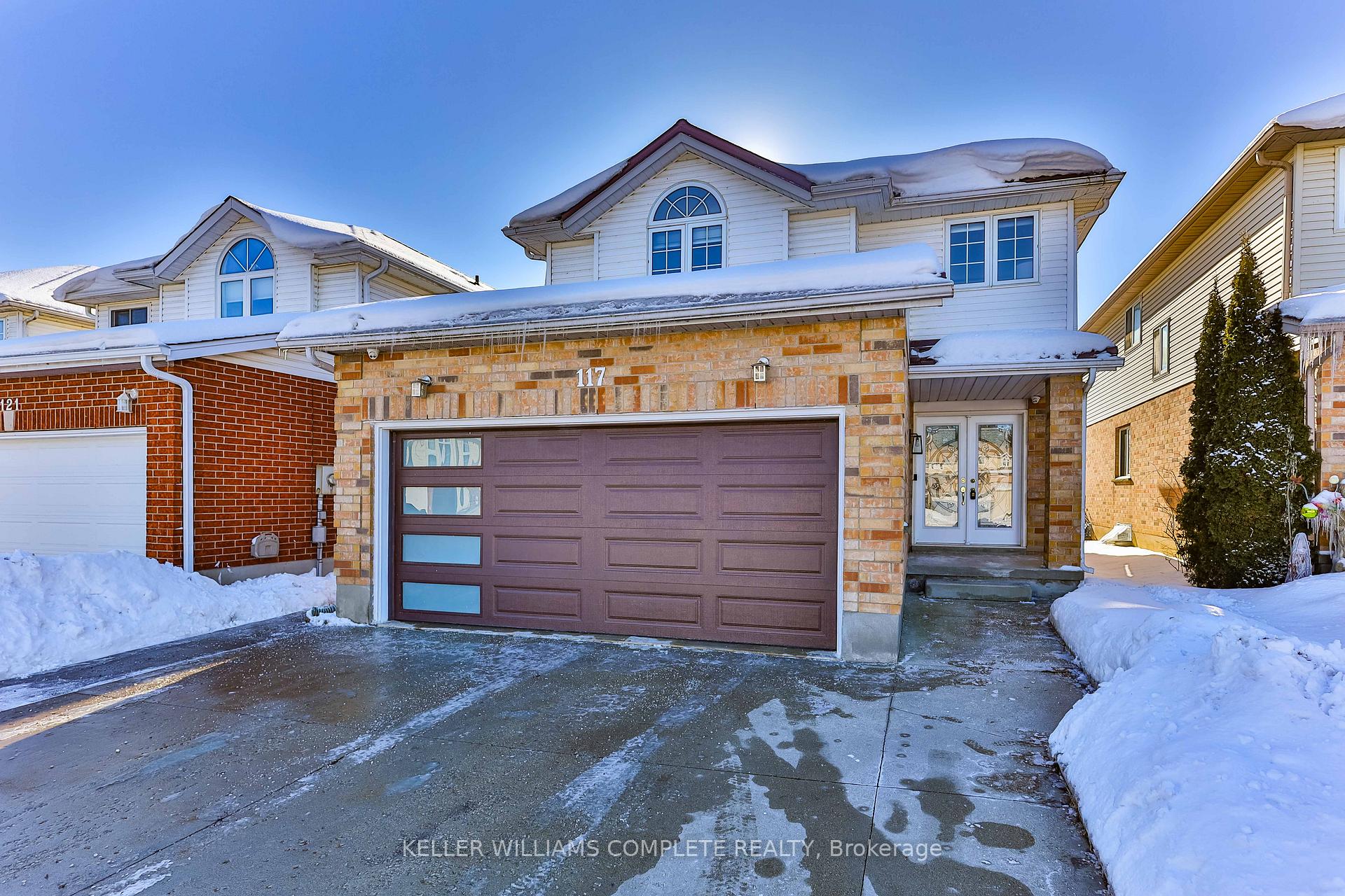 Photo 2 of 117 Wilderness Drive, Kitchener — HOMEH