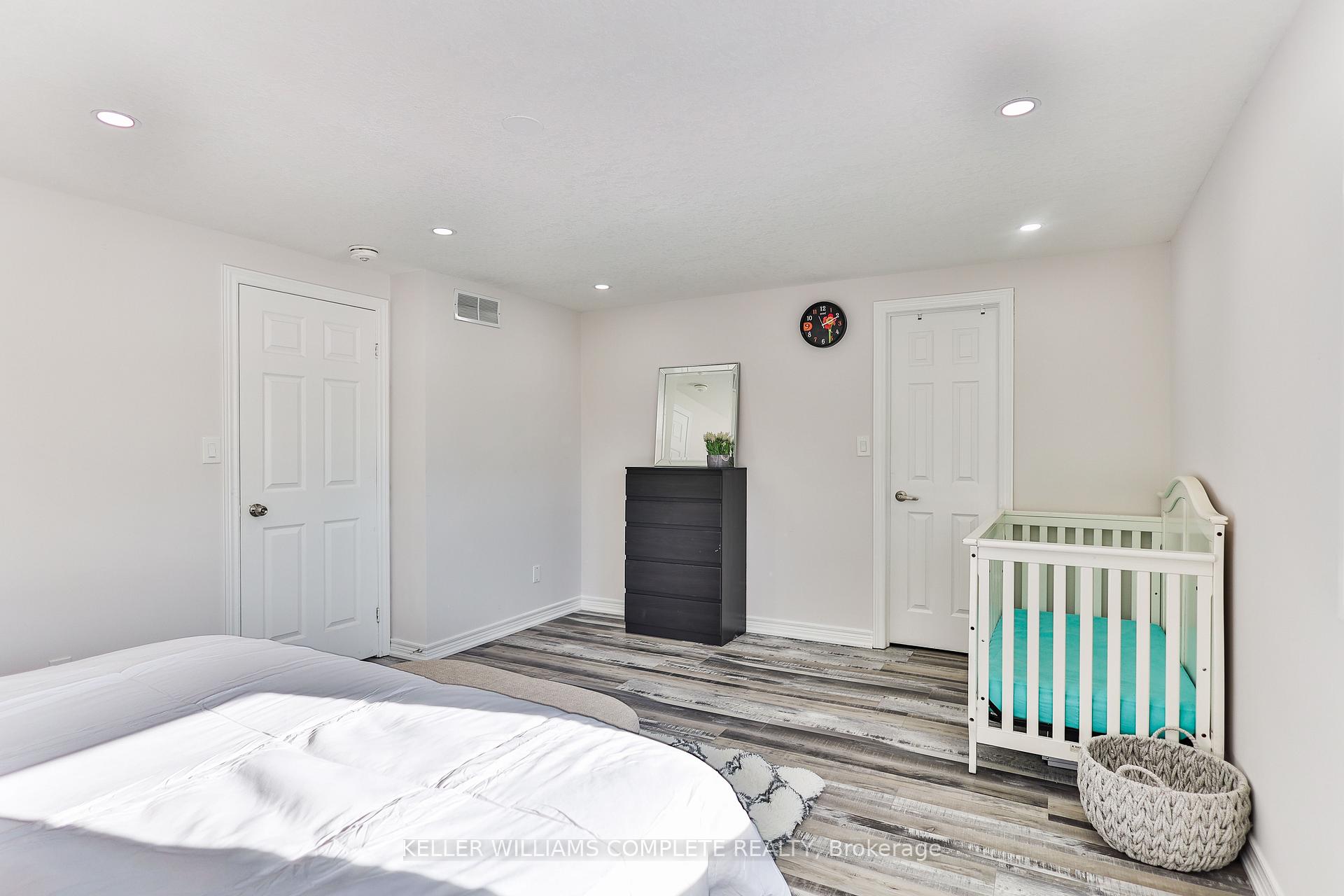 Photo 20 of 117 Wilderness Drive, Kitchener — HOMEH