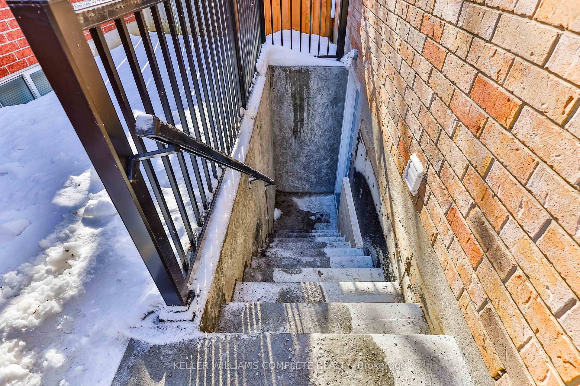 Photo 42 of 117 Wilderness Drive, Kitchener — HOMEH