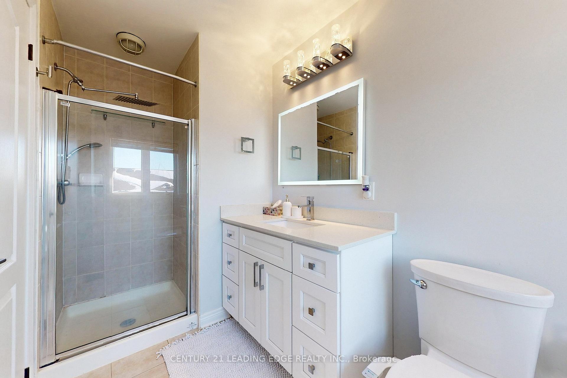 Photo 22 of 22 Arco Circle, Vaughan, Maple — HOMEH