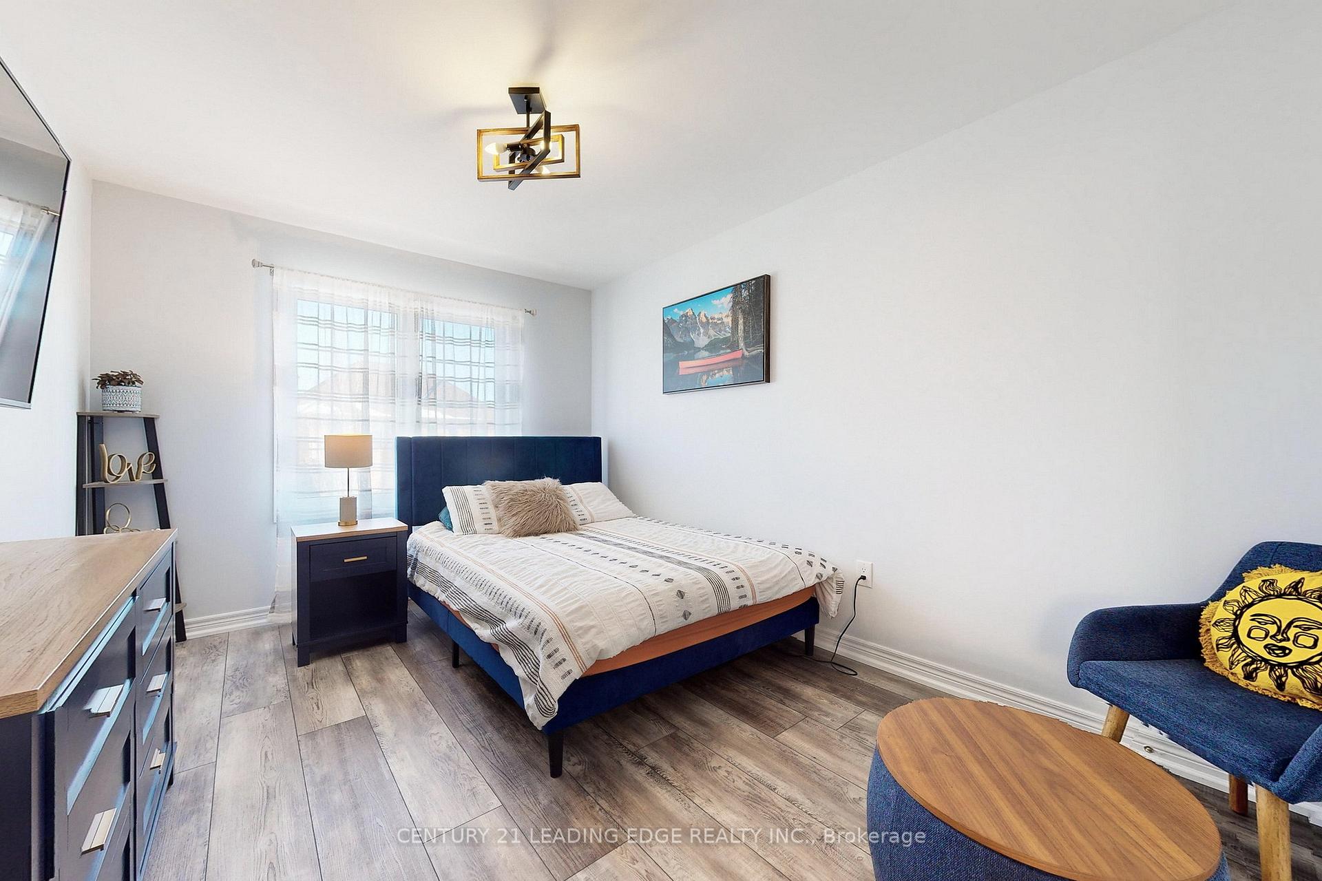 Photo 24 of 22 Arco Circle, Vaughan, Maple — HOMEH