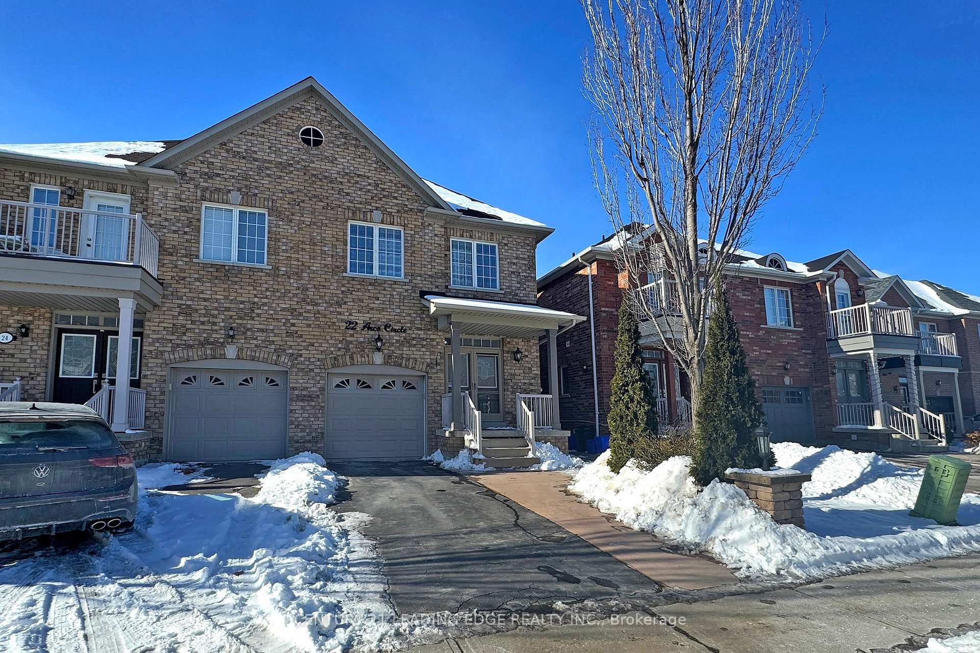 Photo 42 of 22 Arco Circle, Vaughan, Maple — HOMEH