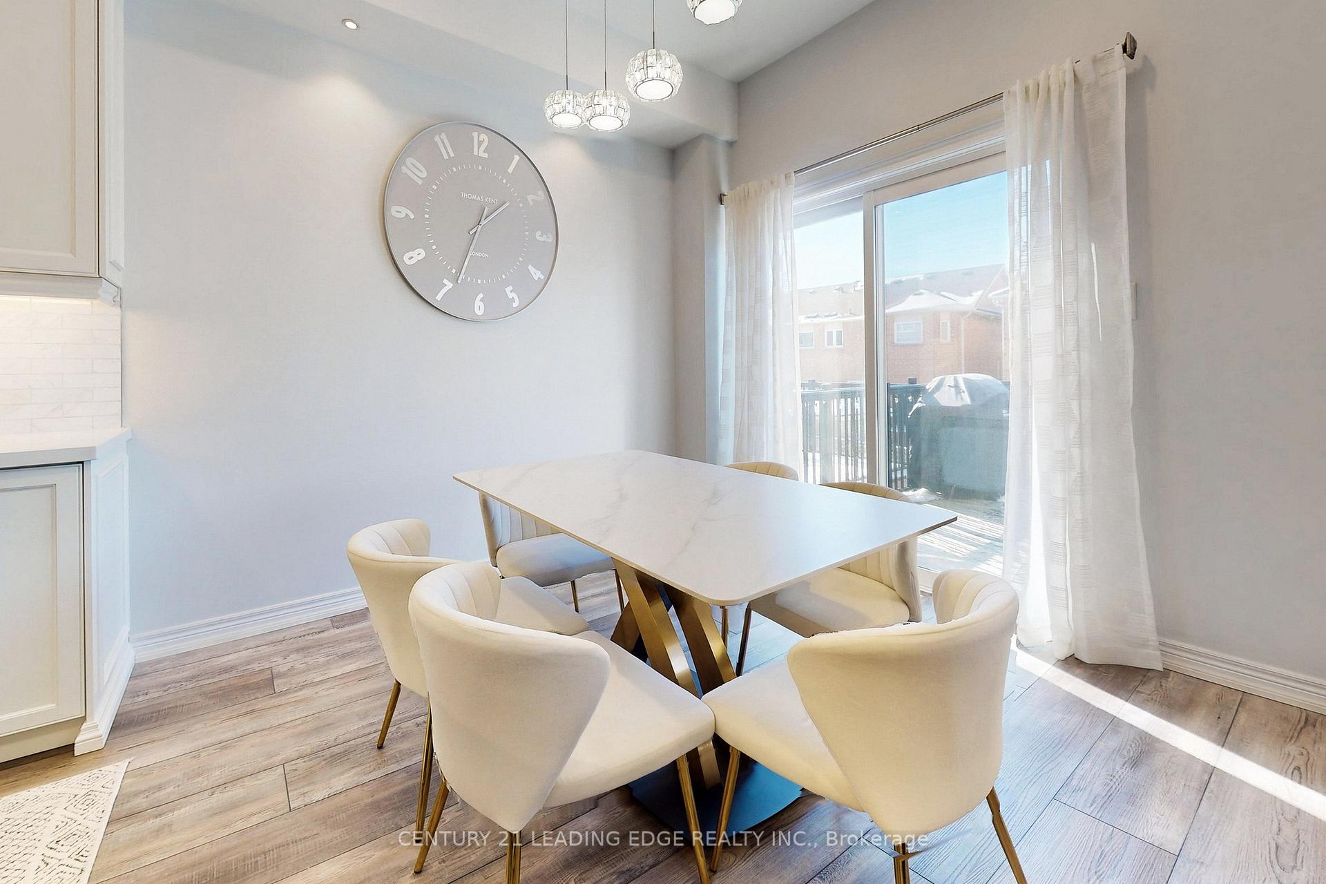 Photo 50 of 22 Arco Circle, Vaughan, Maple — HOMEH