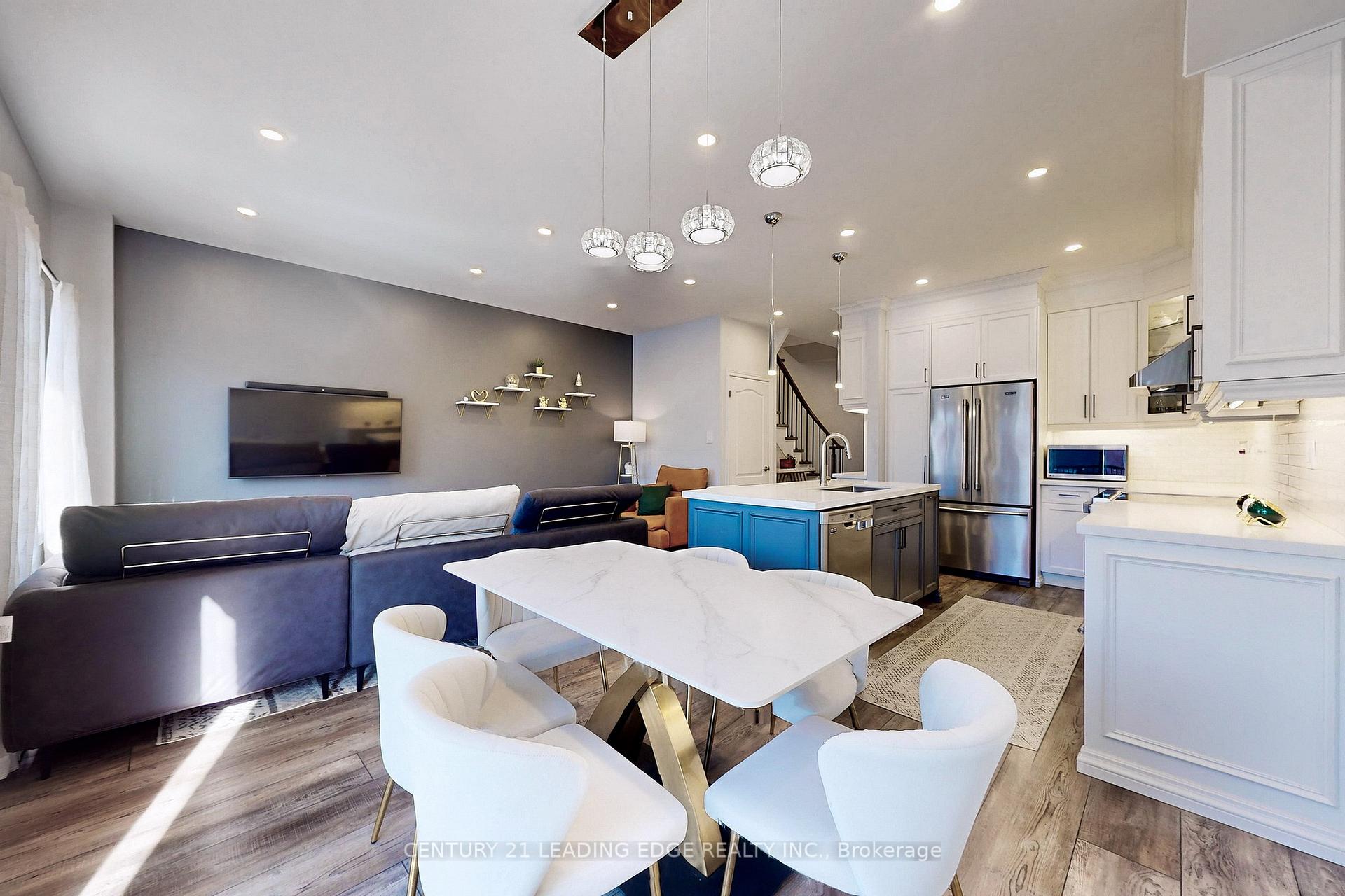 Photo 51 of 22 Arco Circle, Vaughan, Maple — HOMEH